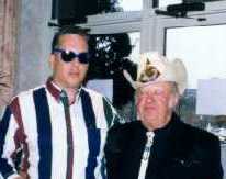 Foto of George McClure with Jimmy Martin, King of Bluegrass